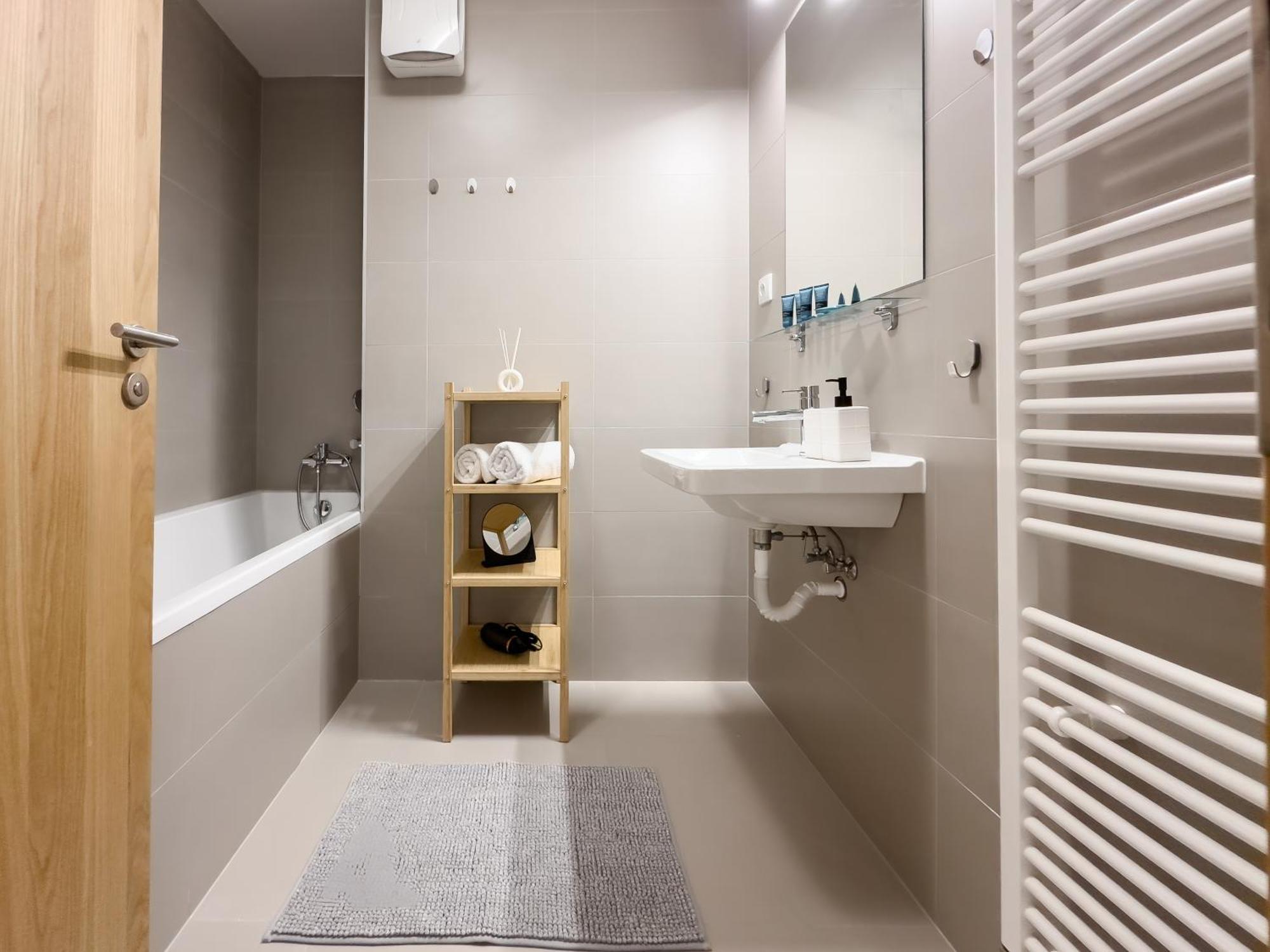 Apartment Mill *